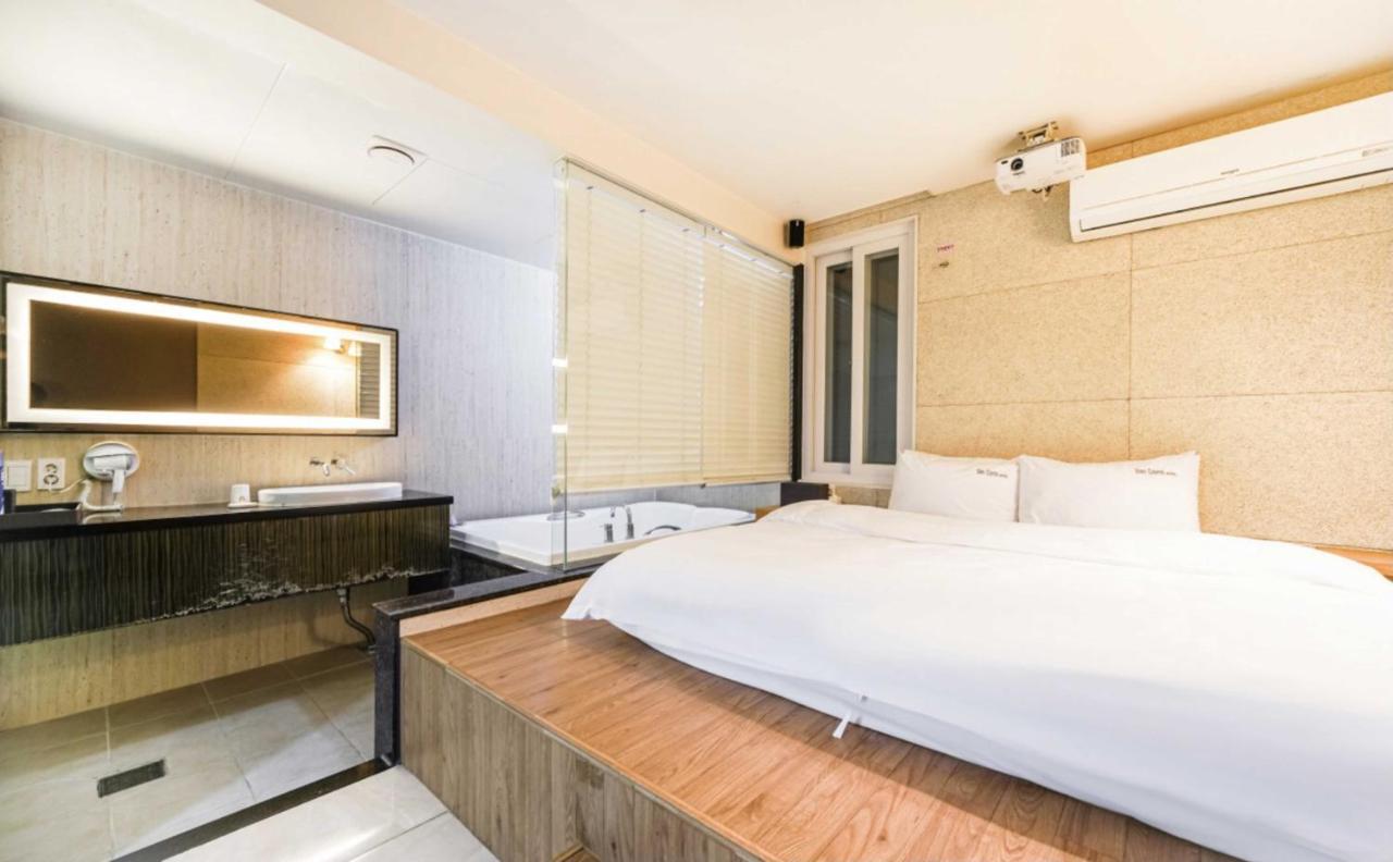Haeundae Gary Cooper Hotel Busan Buitenkant foto