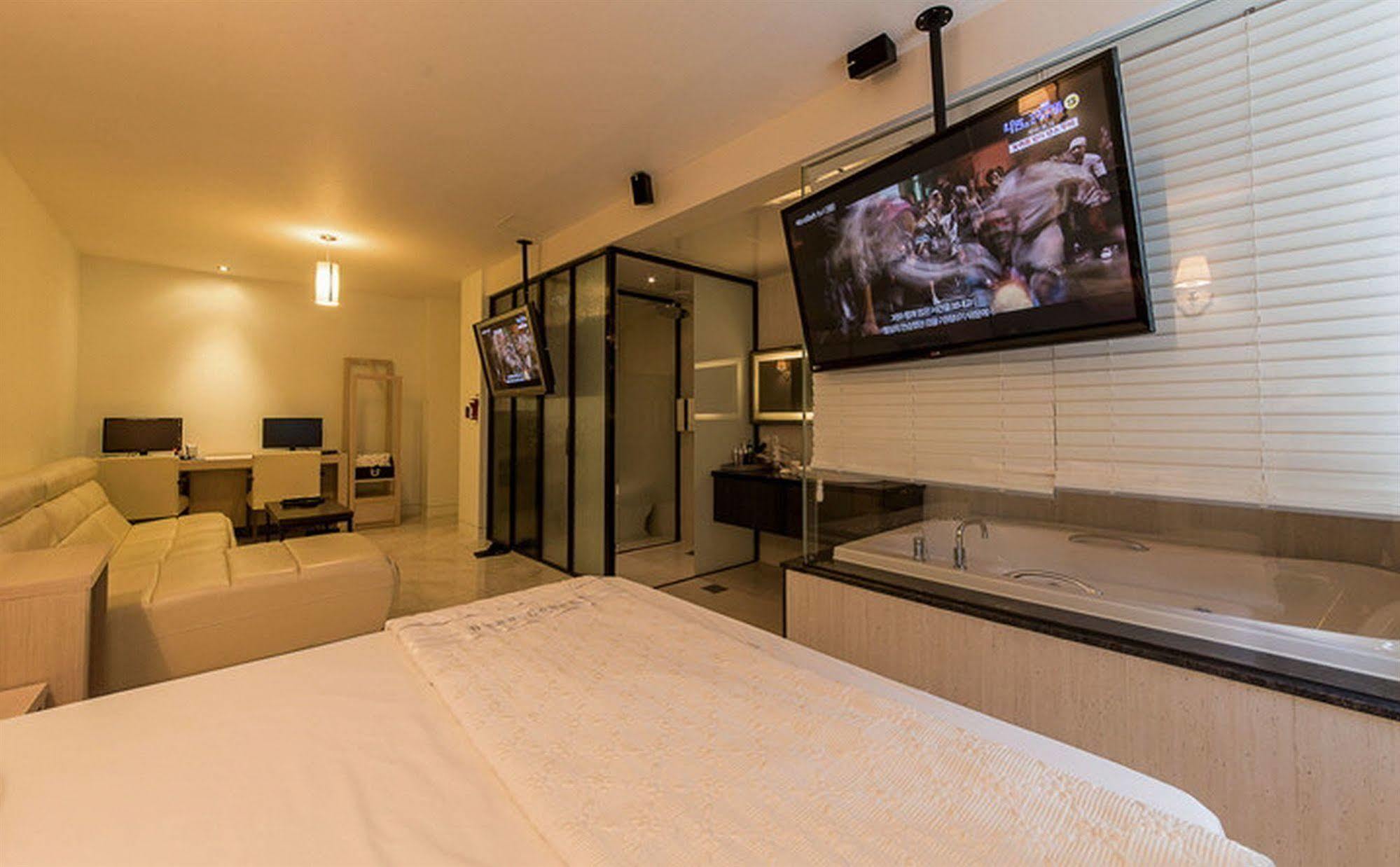 Haeundae Gary Cooper Hotel Busan Buitenkant foto