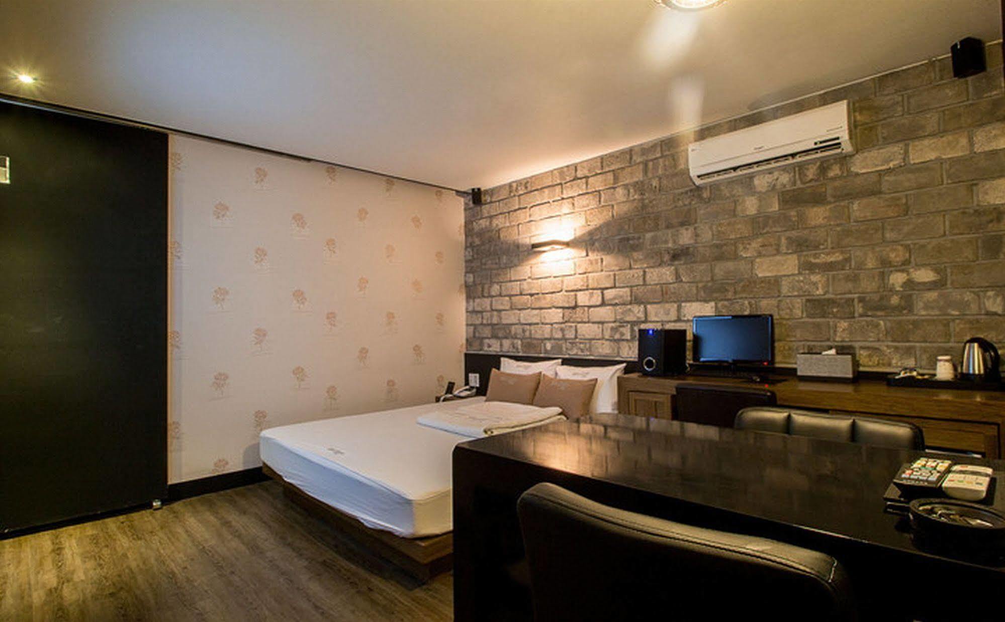 Haeundae Gary Cooper Hotel Busan Buitenkant foto